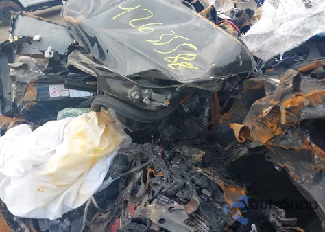 2017 Subaru Outback 3.6R Touring z USA, uszkodzony, nr VIN 4S4BSETC7H3339091